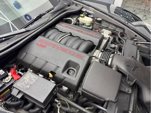 Used 2008 Chevrolet Corvette Coupe w/ Preferred Equipment Group RWD image 19