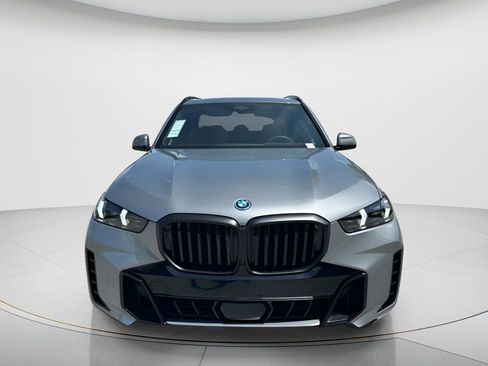 New 2026 BMW X5 xDrive50e w/ M Sport Package AWD/4WD image 2