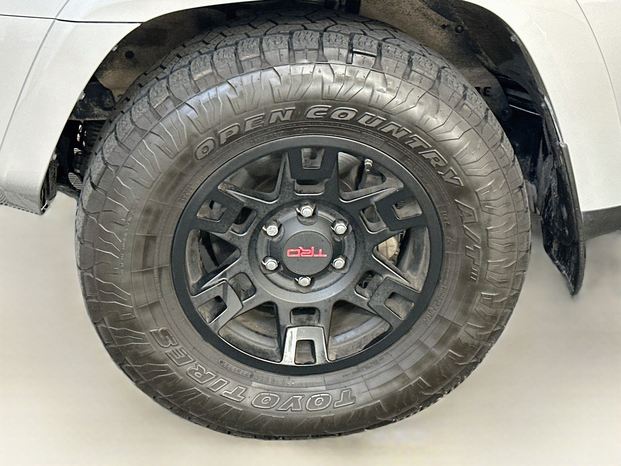 Used 2021 Toyota 4Runner TRD Off-Road Premium w/ Moonroof Package AWD/4WD image 35