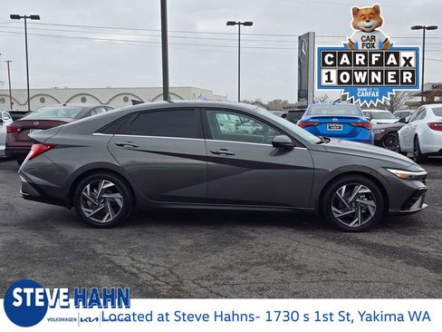 Used 2024 Hyundai Elantra SEL w/ Convenience Package image 6