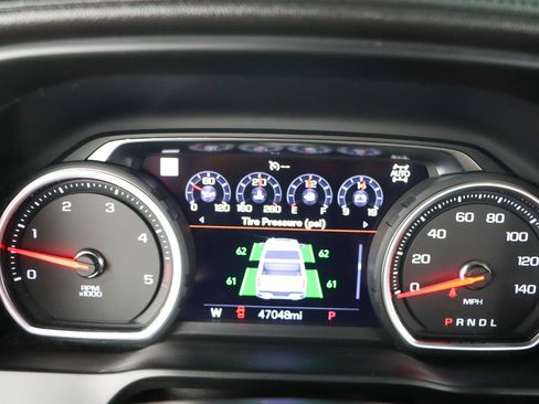 Used 2023 Chevrolet Silverado 2500 High Country w/ Technology Package image 16