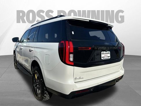 Used 2025 Ford Expedition Tremor AWD/4WD image 6