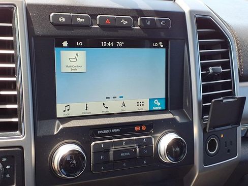 Used 2019 Ford F350 Platinum w/ Platinum Ultimate Package AWD/4WD image 33