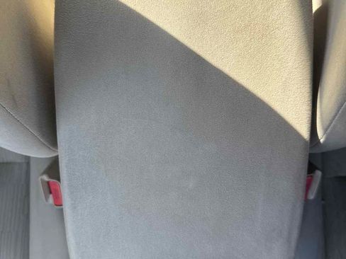 Used 2012 Honda Accord LX image 32