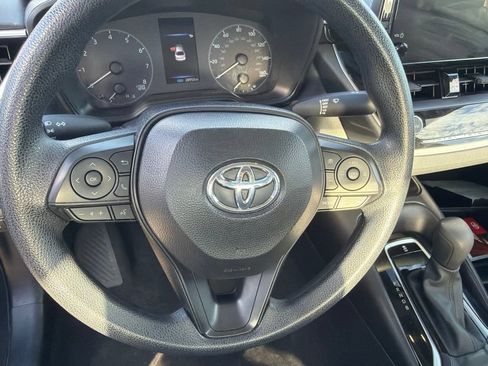 Used 2025 Toyota Corolla LE FWD image 26