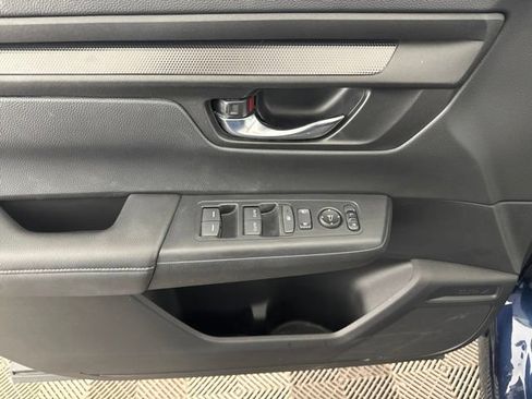 Used 2025 Honda CR-V EX image 18