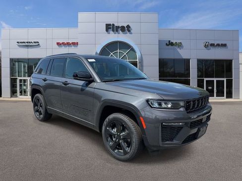 New 2026 Jeep Grand Cherokee Limited w/ Limited Altitude Package AWD/4WD image 1