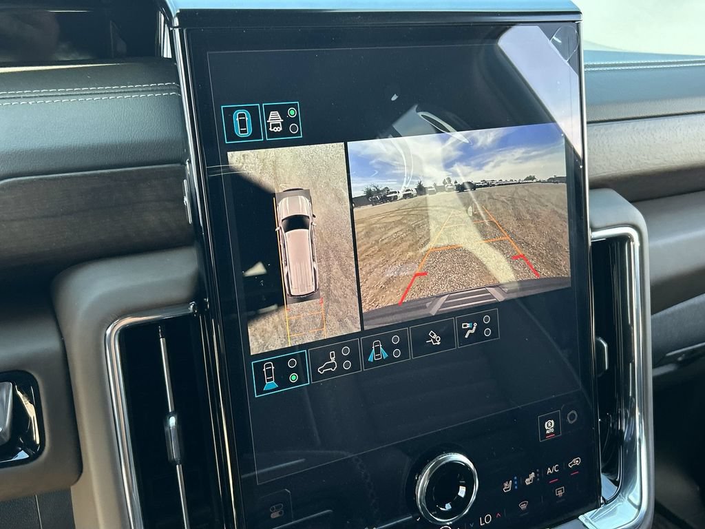 New 2026 GMC Yukon XL Denali Ultimate AWD/4WD image 15