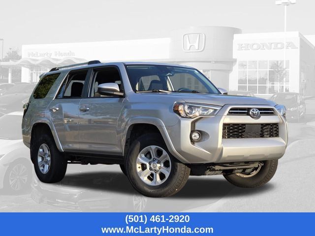 Used 2024 Toyota 4Runner SR5 AWD/4WD image 20