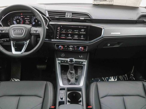 Used 2025 Audi Q3 2.0T Premium w/ Convenience Package AWD/4WD image 17