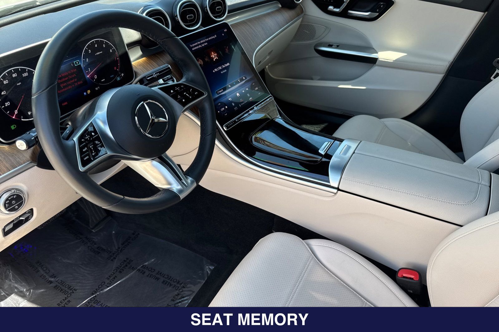 Used 2024 Mercedes-Benz C 300 4MATIC Sedan image 11