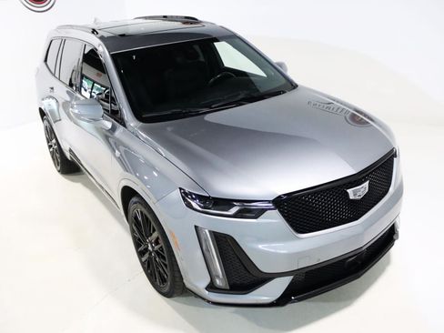 Used 2024 Cadillac XT6 Sport w/ Technology Package AWD/4WD image 28
