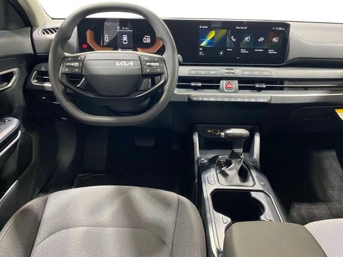 New 2026 Kia K4 FWD image 11