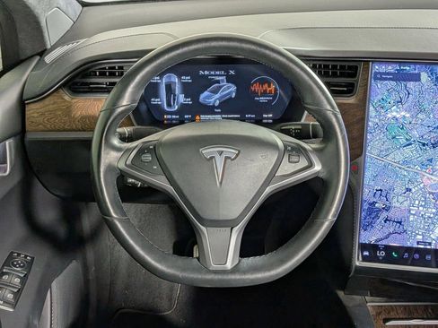 Used 2019 Tesla Model X 75D AWD/4WD image 13