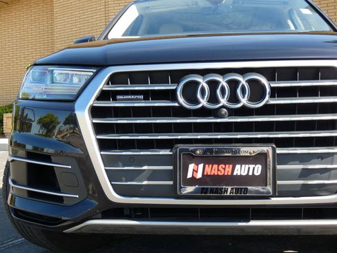 Used 2018 Audi Q7 3.0T Premium Plus w/ Premium Plus Package image 18