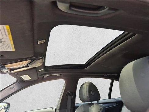 Used 2019 BMW 530e w/ M Sport Package RWD image 16