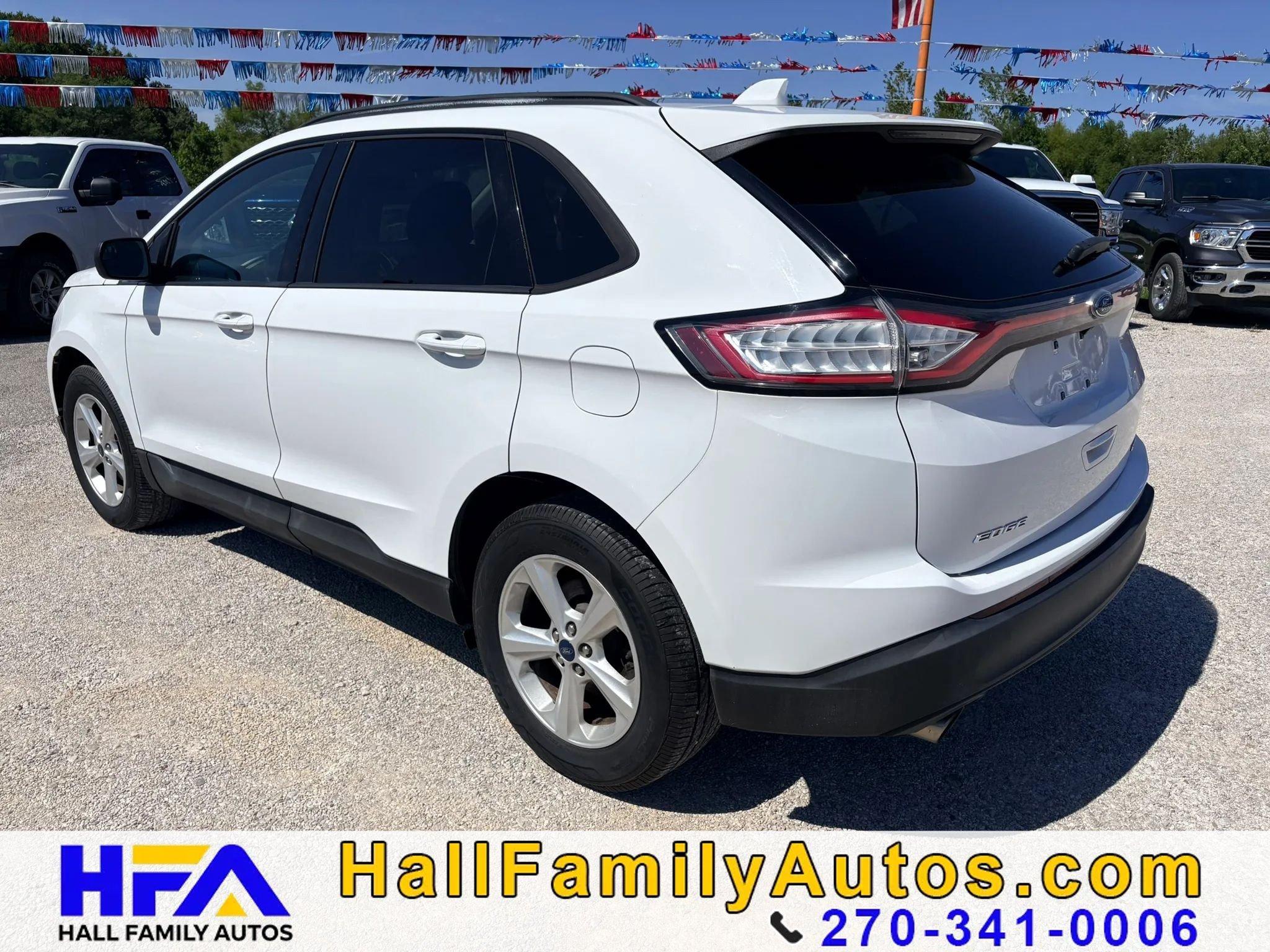 Used 2018 Ford Edge SE FWD image 3