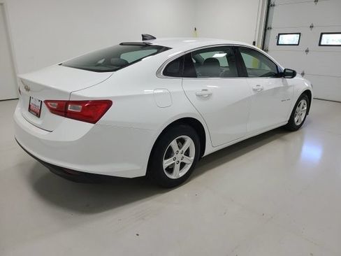 Used 2022 Chevrolet Malibu LS FWD image 9