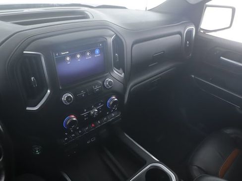 Used 2021 GMC Sierra 1500 AT4 w/ AT4 Carbonpro Edition AWD/4WD image 28