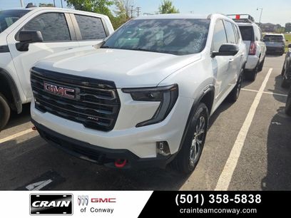 Used 2025 GMC Acadia AT4
