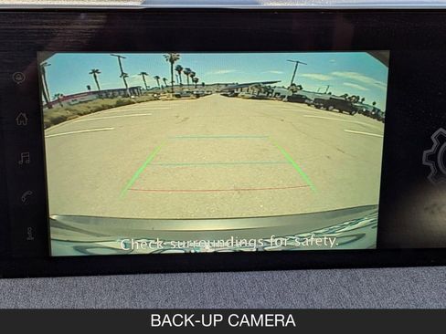 Used 2025 Nissan Kicks SV w/ Illumination Package FWD image 21