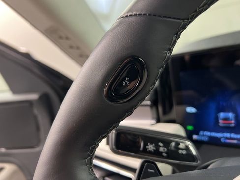 New 2026 Lincoln Aviator AWD image 18