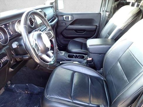 Used 2020 Jeep Wrangler Unlimited Sahara image 10