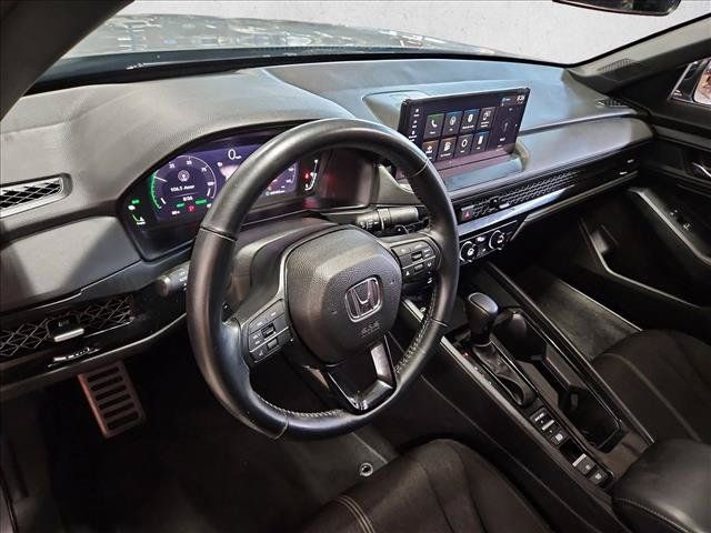 Used 2024 Honda Accord Sport image 10