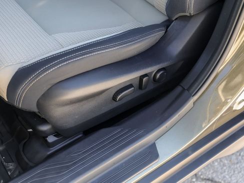 Used 2021 Subaru Outback Premium image 11