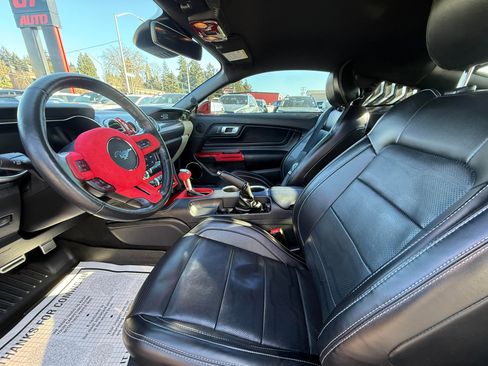 Used 2020 Ford Mustang GT Premium w/ GT Performance Package image 7