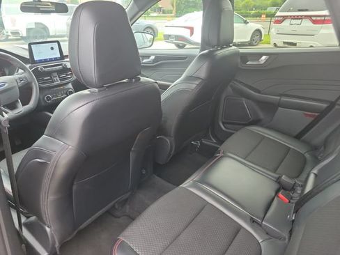 Used 2025 Ford Escape ST-Line Select AWD/4WD image 13