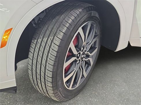 Used 2023 Cadillac XT6 Sport image 29