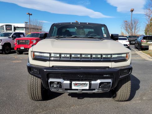 New 2026 GMC Hummer EV 4x4 Crew Cab w/ LPO, Dark Essentials Package image 5