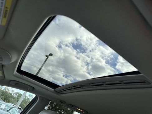 Used 2010 Mercedes-Benz ML 350 4MATIC image 31