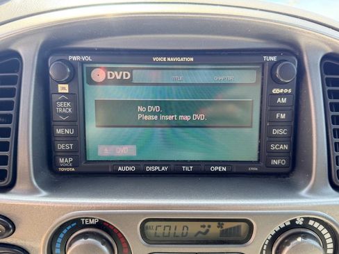 Used 2006 Toyota Sequoia Limited AWD/4WD image 16