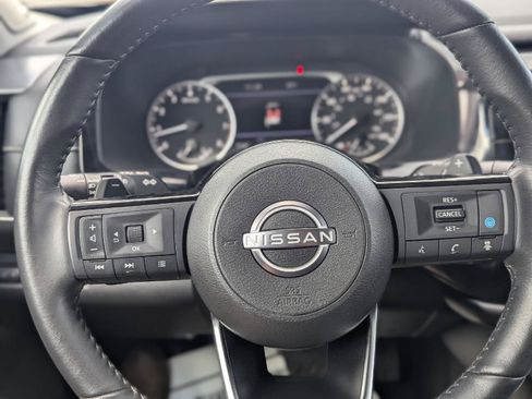 Used 2023 Nissan Pathfinder SL w/ SL Premium Package AWD/4WD image 18