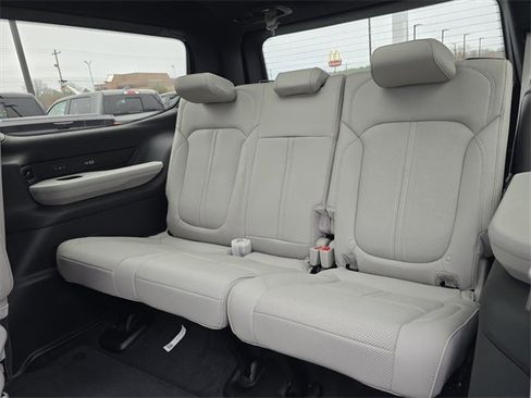 New 2025 Jeep Wagoneer Series II image 7