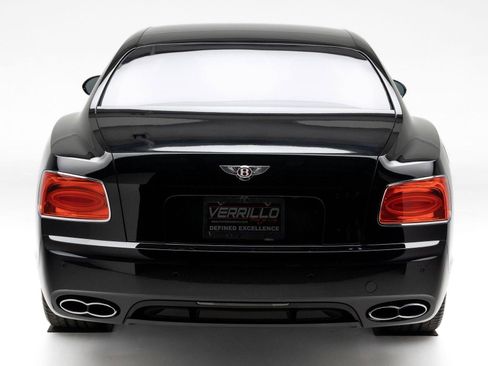 Used 2018 Bentley Flying Spur S V8 AWD/4WD image 34