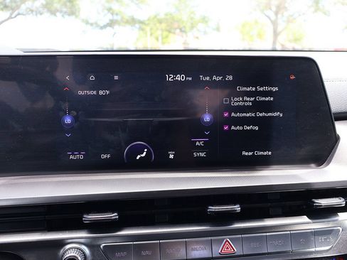 Used 2025 Kia Telluride S FWD image 31