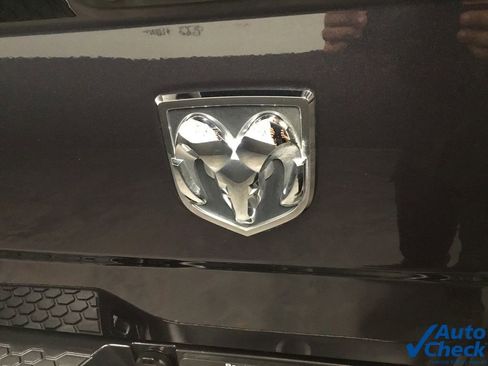 Used 2015 RAM 1500 Laramie w/ Convenience Group image 18