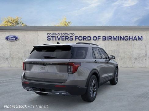 New 2026 Ford Explorer Active image 8
