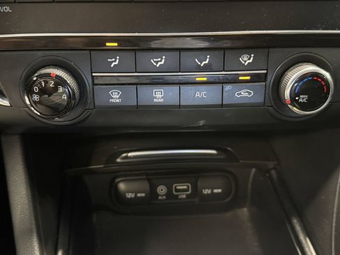Used 2020 Kia Optima S FWD image 13