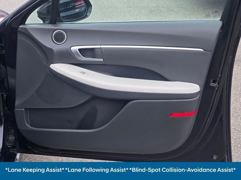 Used 2024 Hyundai Sonata SEL w/ Convenience Package FWD image 9