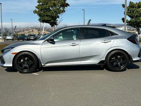 Used 2019 Honda Civic Sport Touring image 7