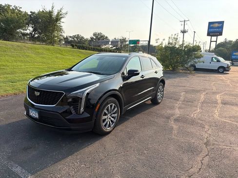 Used 2020 Cadillac XT4 Sport AWD/4WD image 6