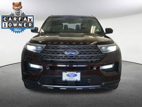 Used 2022 Ford Explorer XLT w/ Equipment Group 202A AWD/4WD image 17
