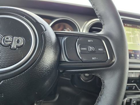Used 2023 Jeep Wrangler Unlimited w/ Cold Weather Group AWD/4WD image 20