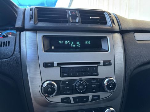 Used 2011 Ford Fusion SE w/ 202A Rapid Spec Order Code image 19