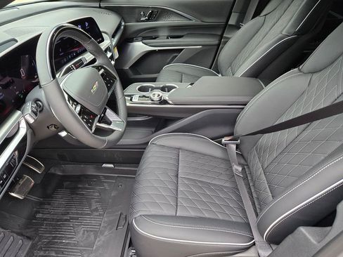 New 2026 Cadillac Lyriq V w/ Exterior Carbon Fiber Package image 11