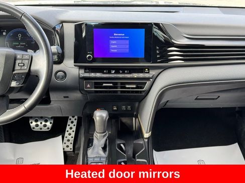 Certified 2025 Toyota Camry SE image 20